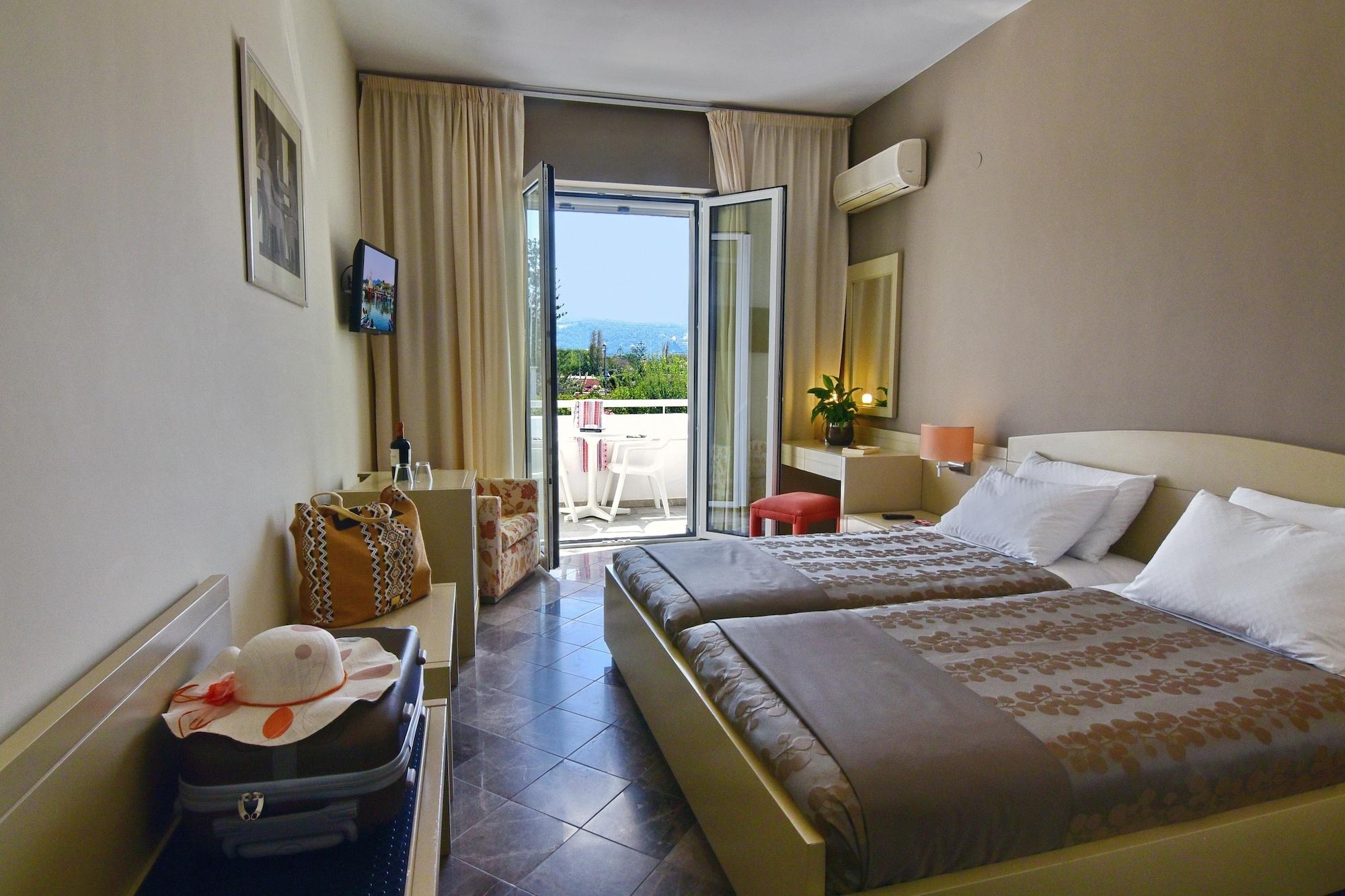Mantenia Hotel Platanes  Zewnętrze zdjęcie