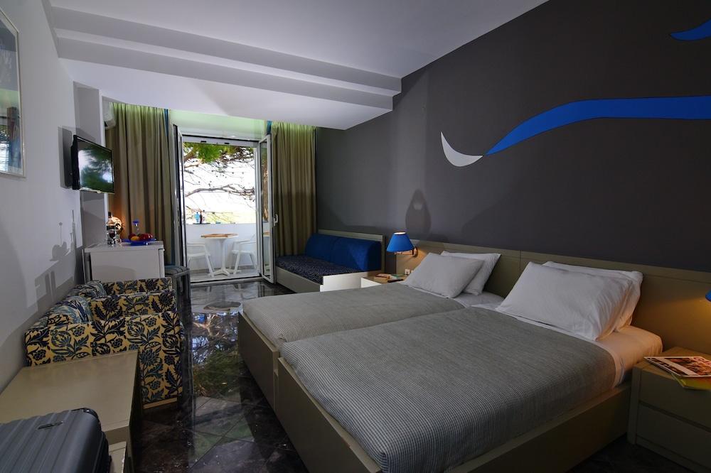 Mantenia Hotel Platanes  Zewnętrze zdjęcie