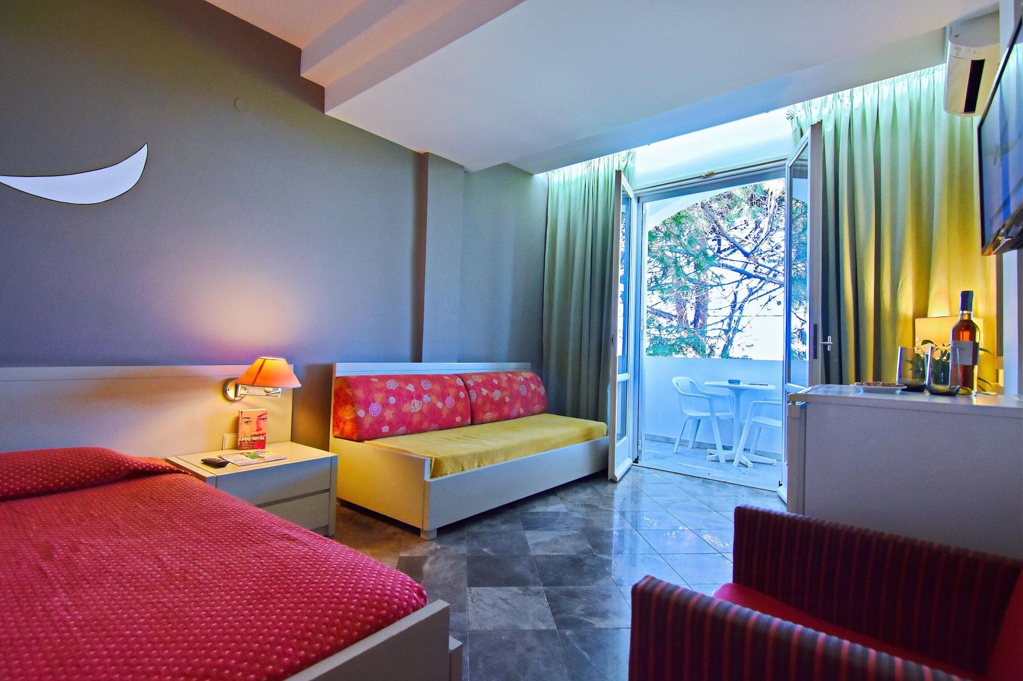 Mantenia Hotel Platanes  Zewnętrze zdjęcie